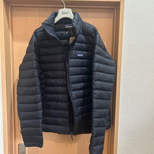Patagonia black down sweater - black,